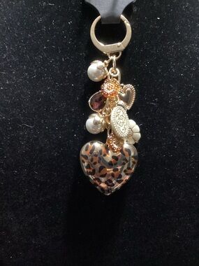 Leopard Heart Charm Keychain with Gold and Pearl Accents